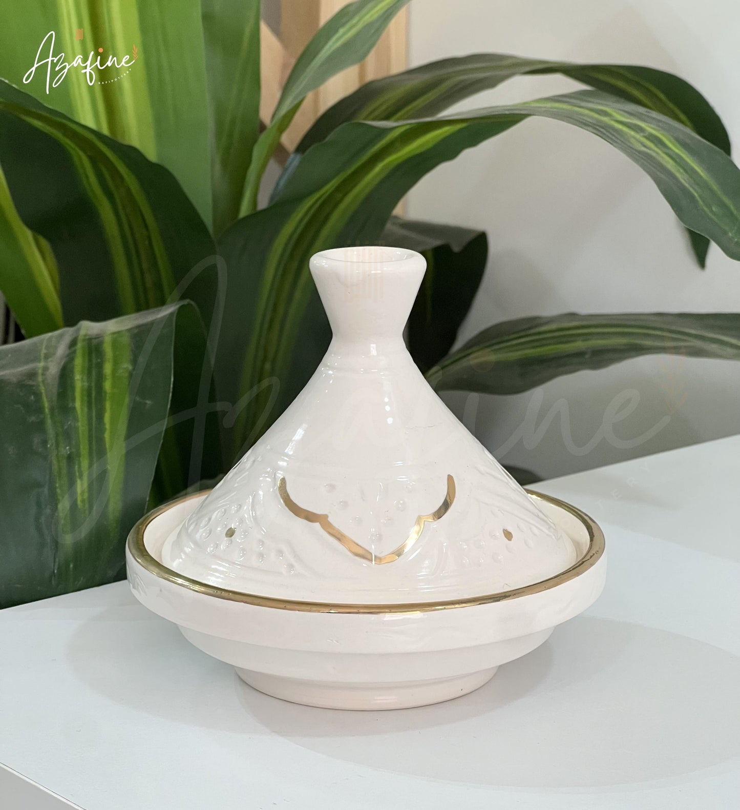 Tagine 13cm gravée – Finition dorée 10 carats